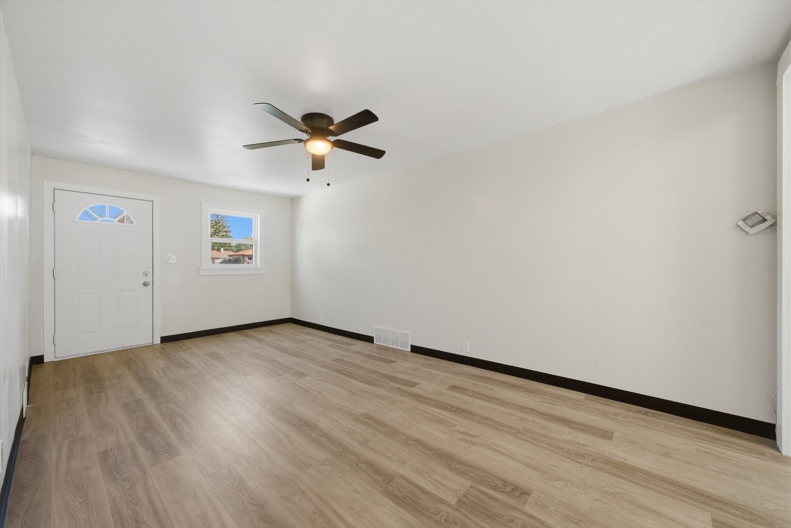 218 Hughes Avenue, Lockport, IL 60441