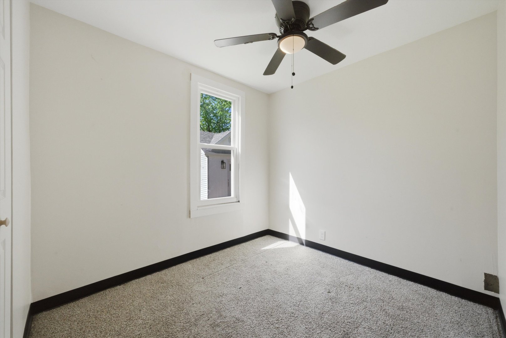 218 Hughes Avenue, Lockport, IL 60441