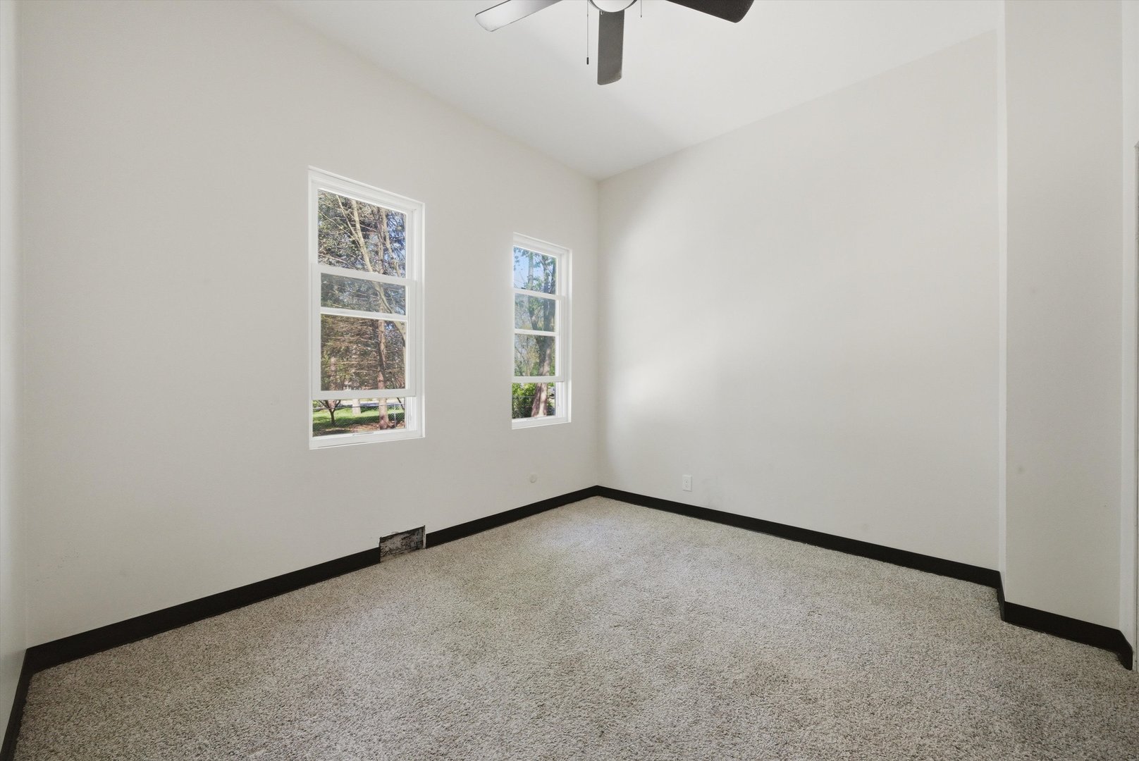 218 Hughes Avenue, Lockport, IL 60441