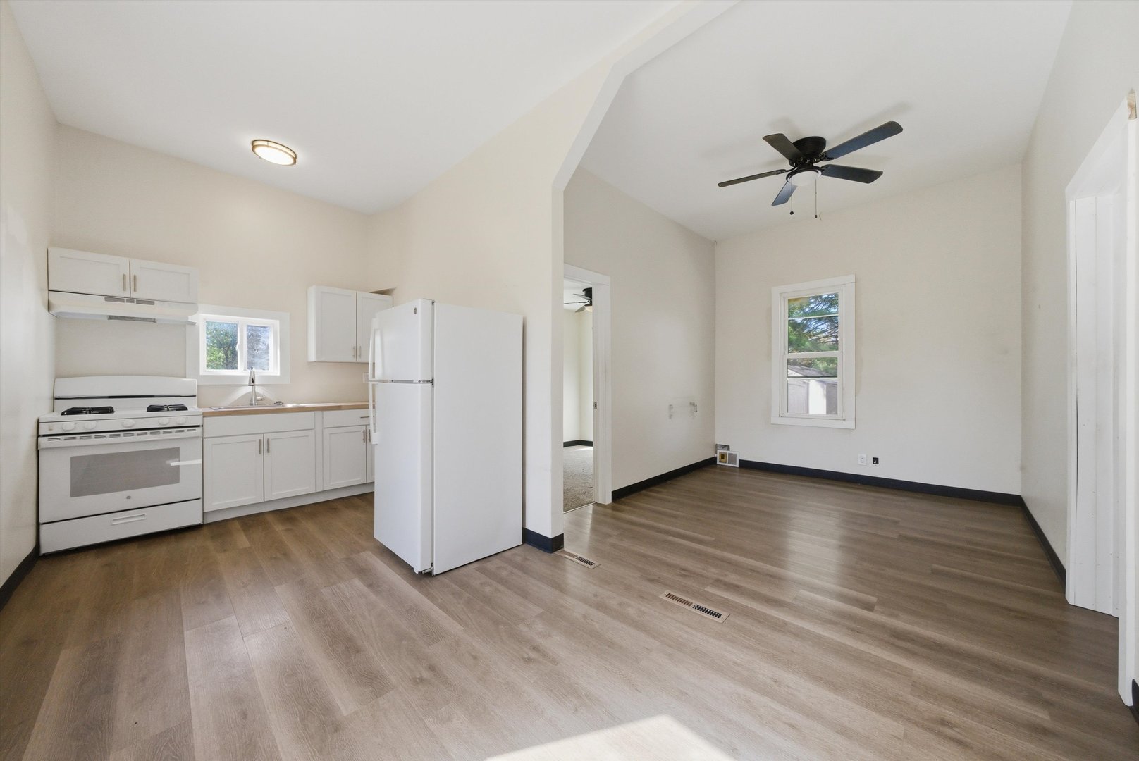 218 Hughes Avenue, Lockport, IL 60441