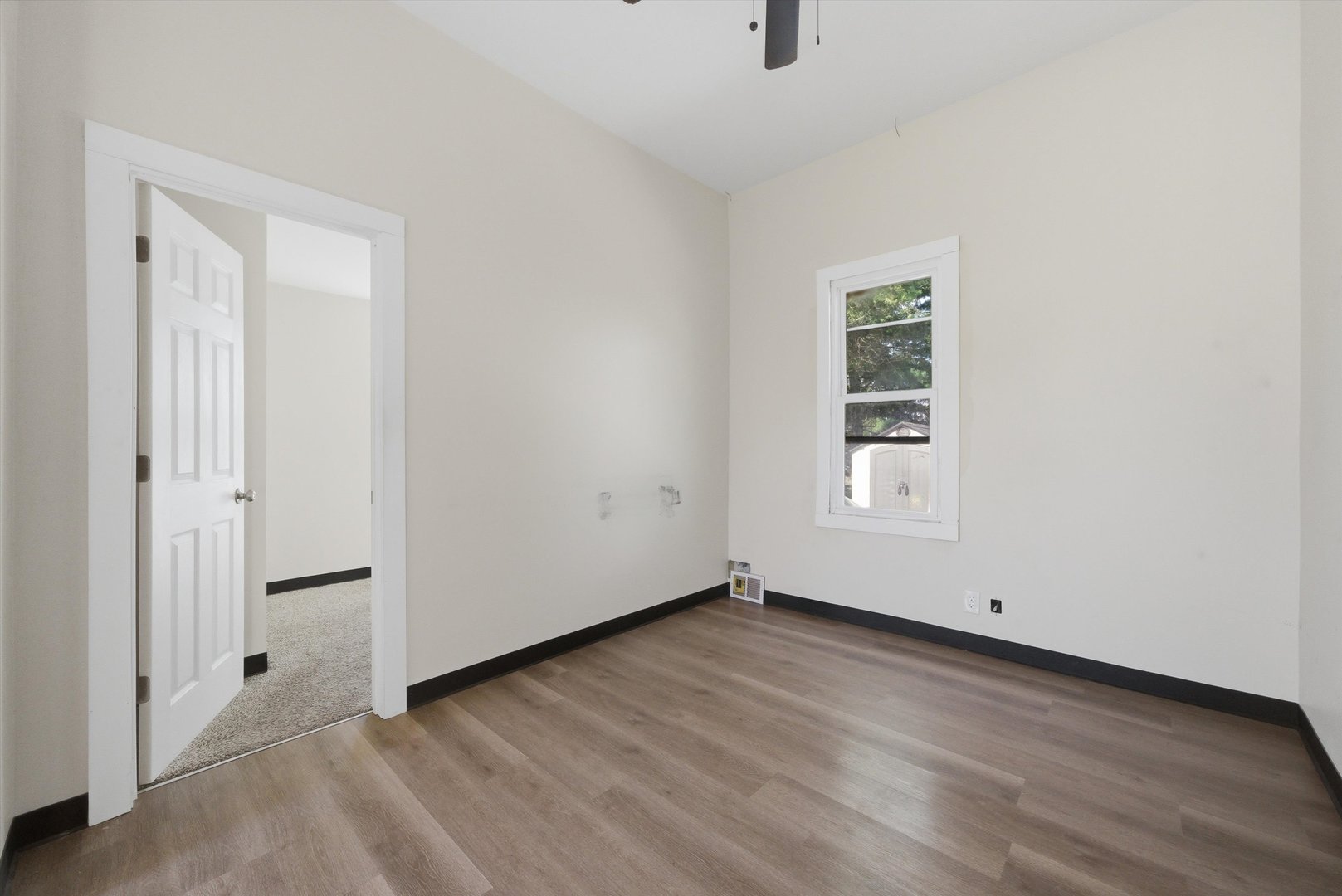 218 Hughes Avenue, Lockport, IL 60441