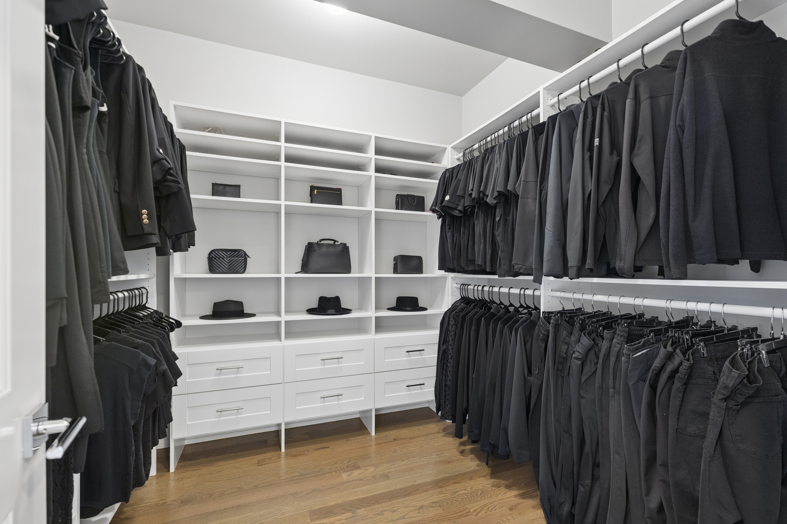 4220 S Ellis Avenue #4N, Chicago, IL 60653