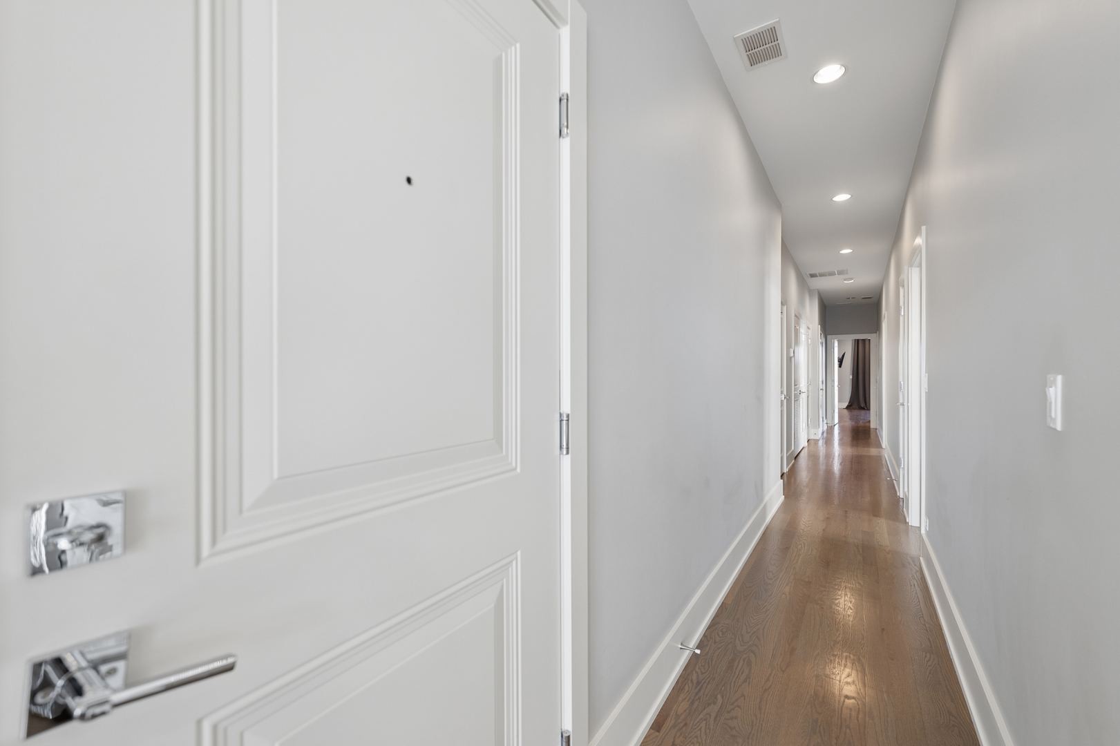 4220 S Ellis Avenue #4N, Chicago, IL 60653