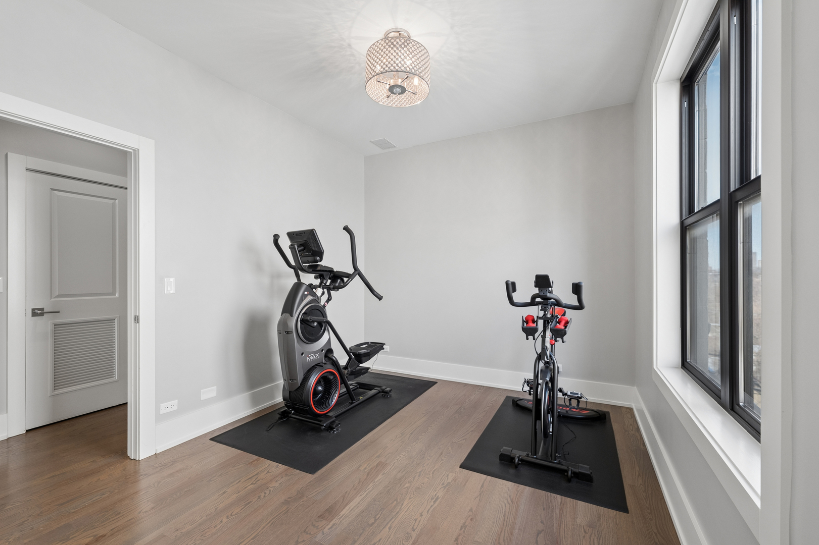 4220 S Ellis Avenue #4N, Chicago, IL 60653