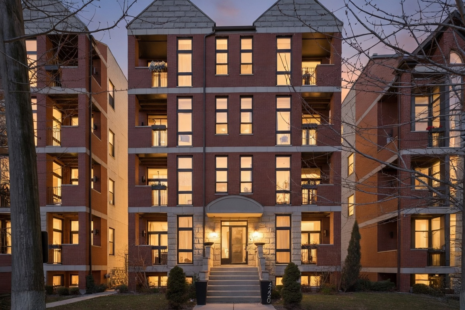 4220 S Ellis Avenue #4N, Chicago, IL 60653