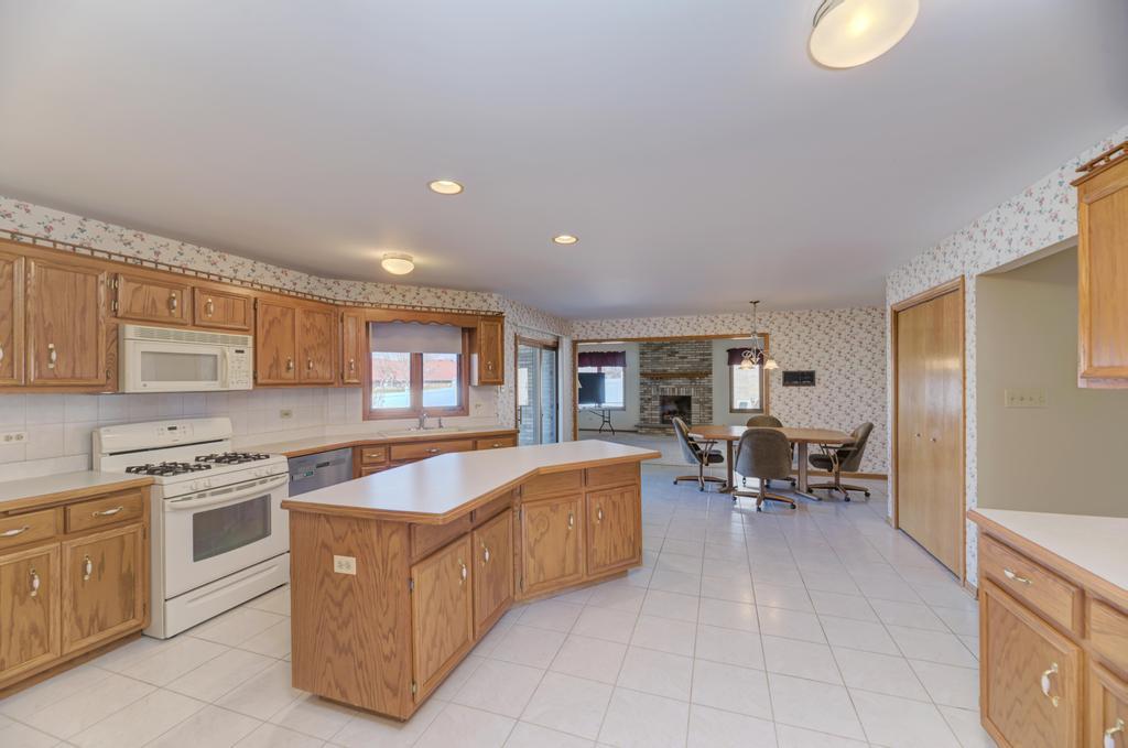 19458 Manchester Drive, Mokena, IL 60448