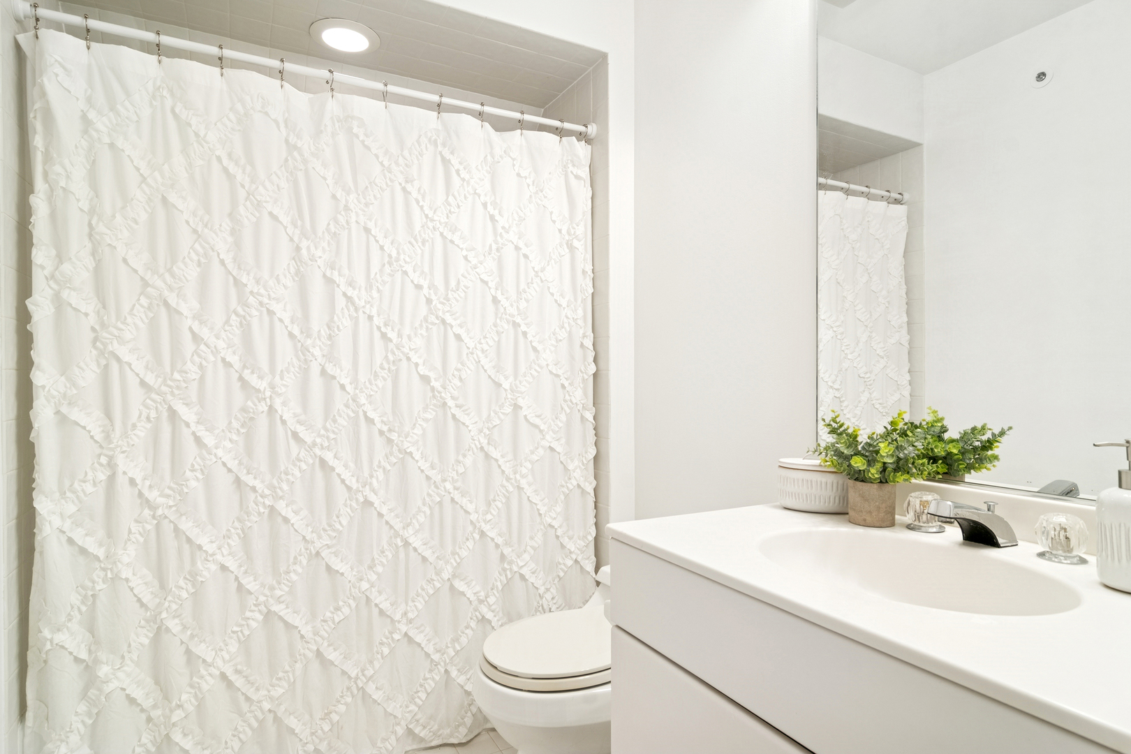 4610 Forest Way Circle, Long Grove, IL 60047