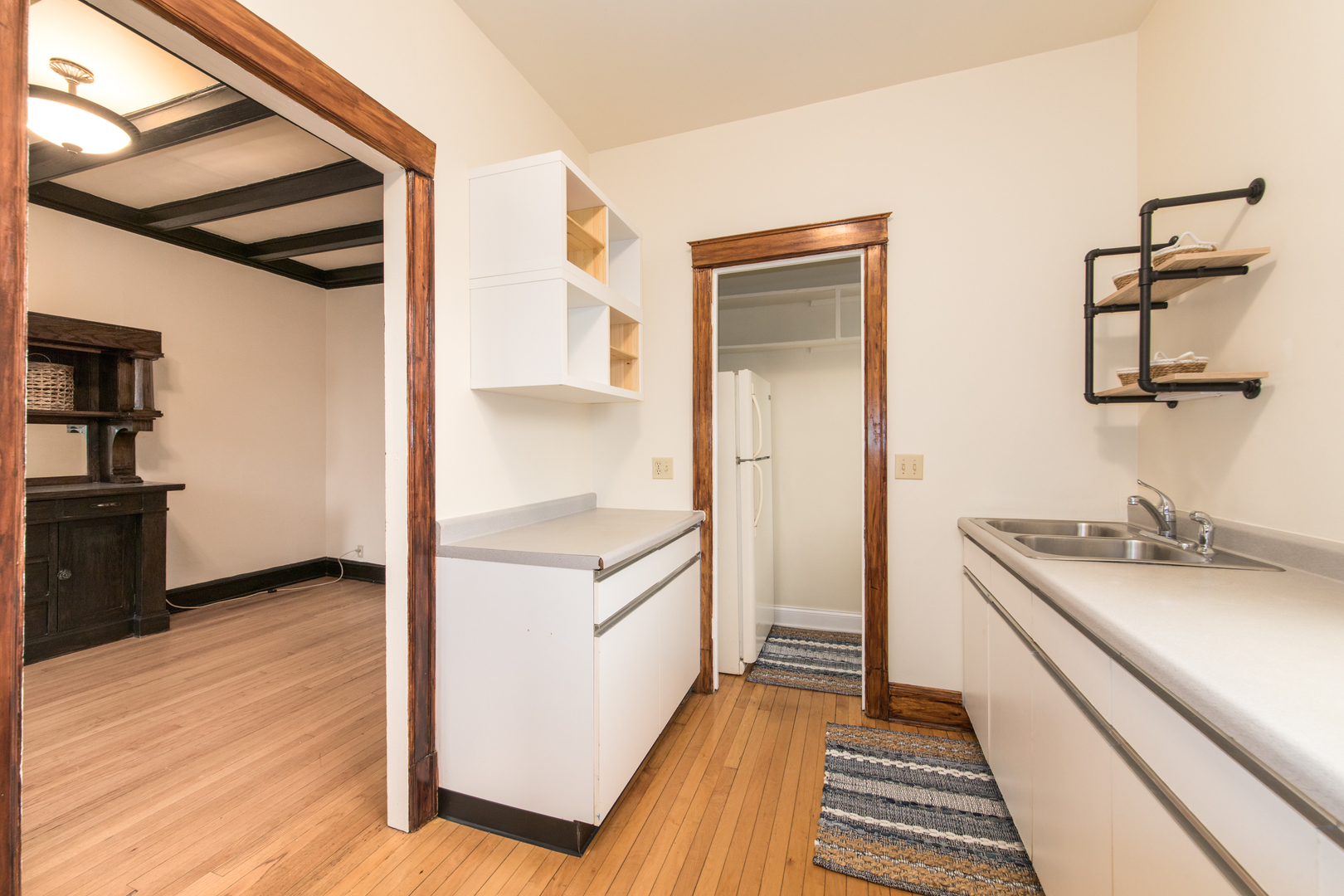 4117 N Paulina Street, Chicago, IL 60613