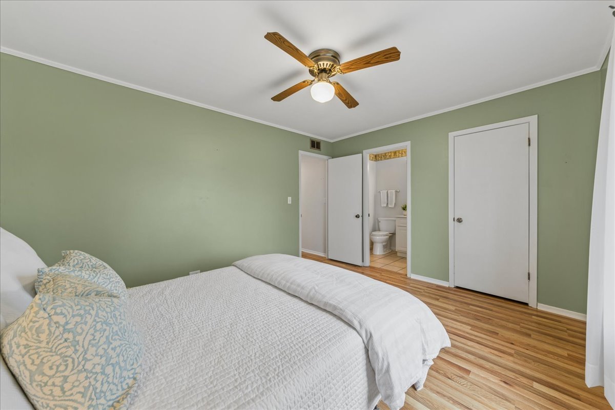 507 N Clearwater Street, Roselle, IL 60172