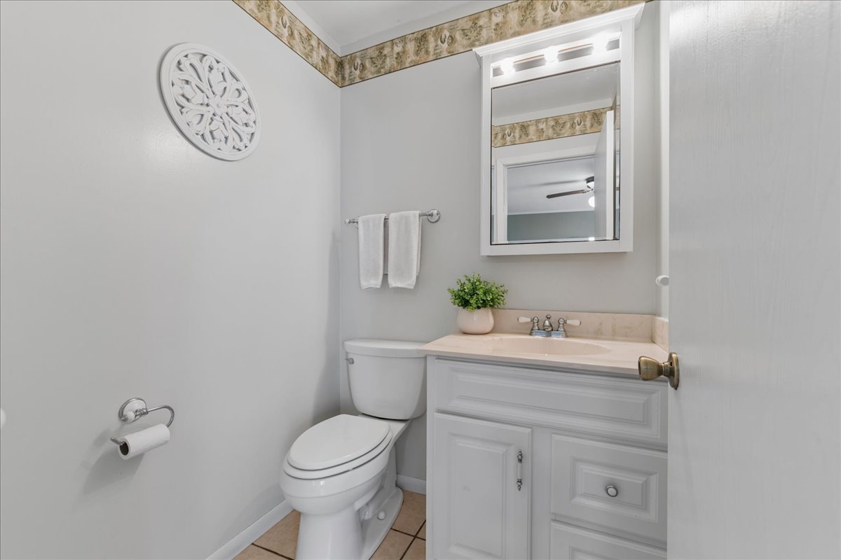 507 N Clearwater Street, Roselle, IL 60172