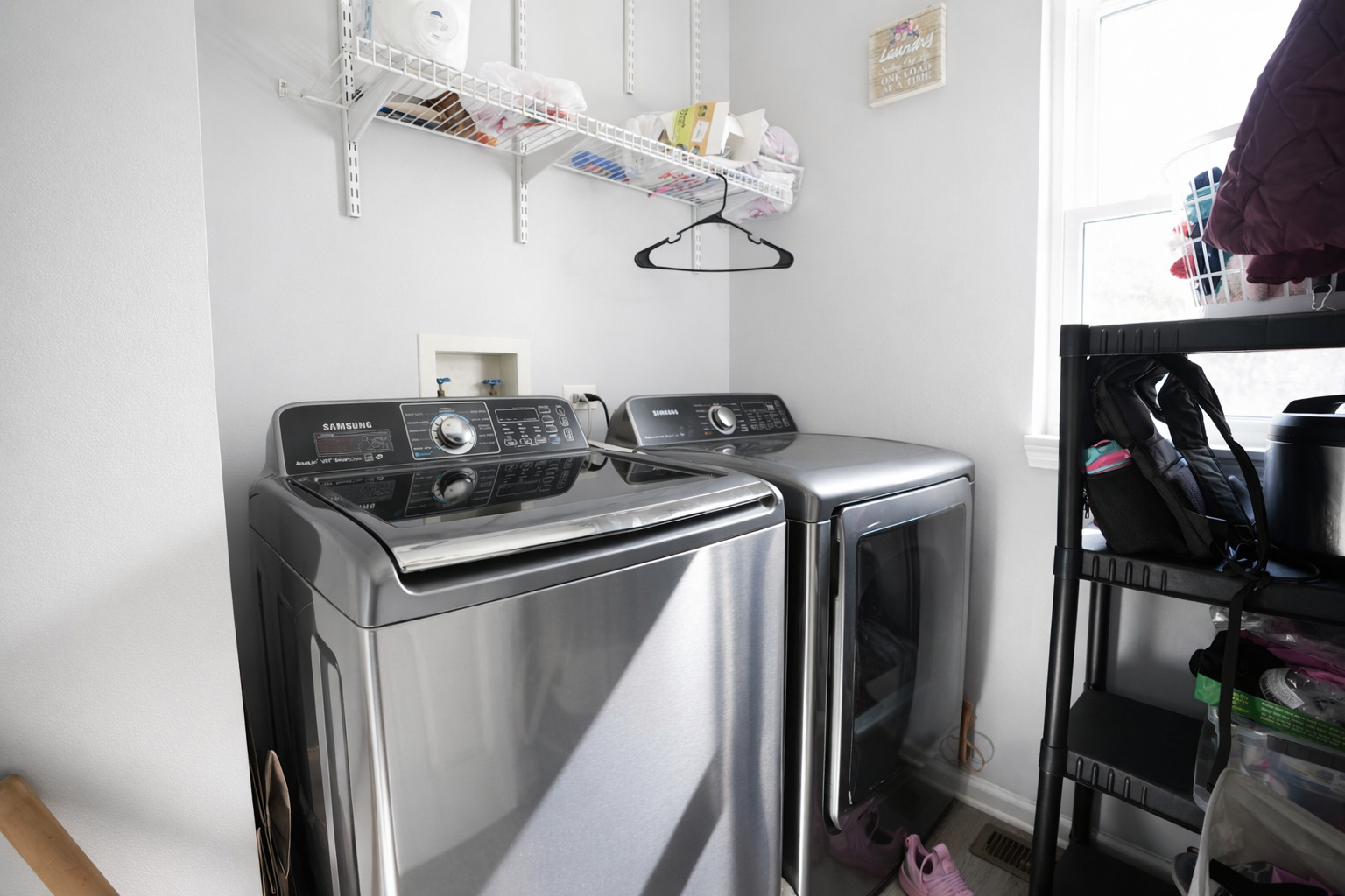 1048 Asbury Drive, Aurora, IL 60502