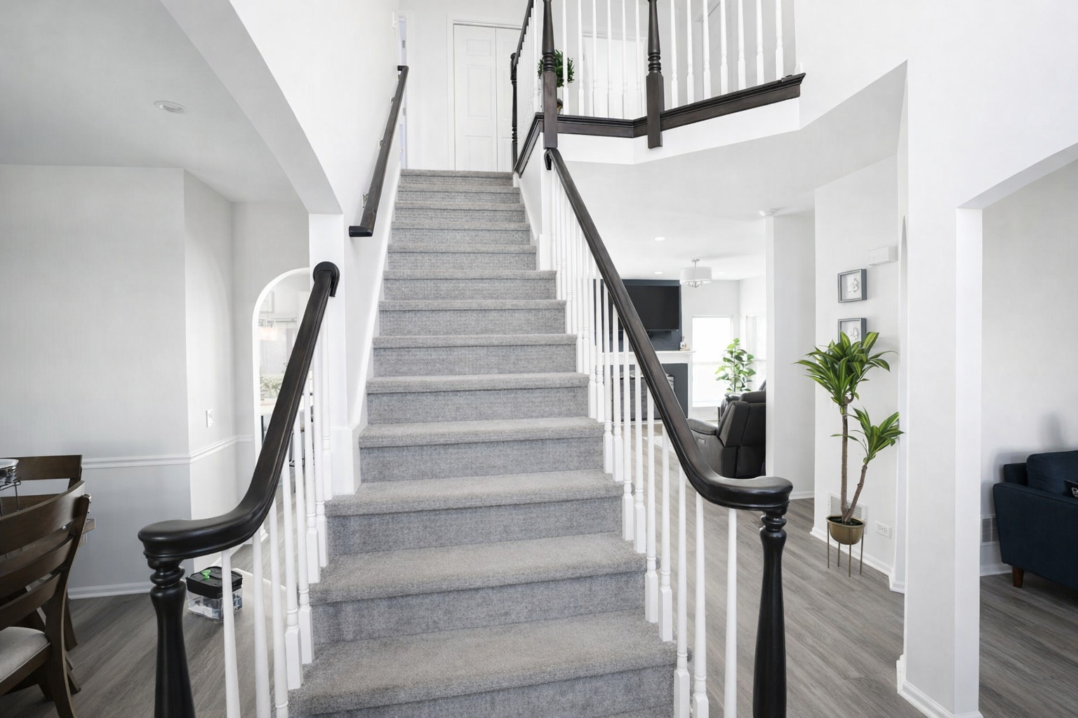 1048 Asbury Drive, Aurora, IL 60502