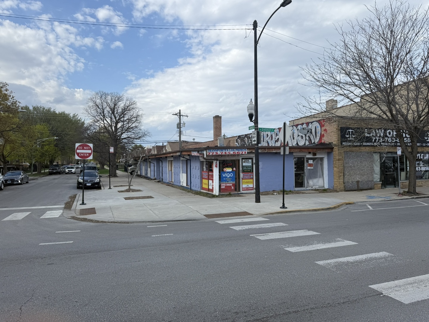 5724 W Diversey Avenue, Chicago, IL 60639