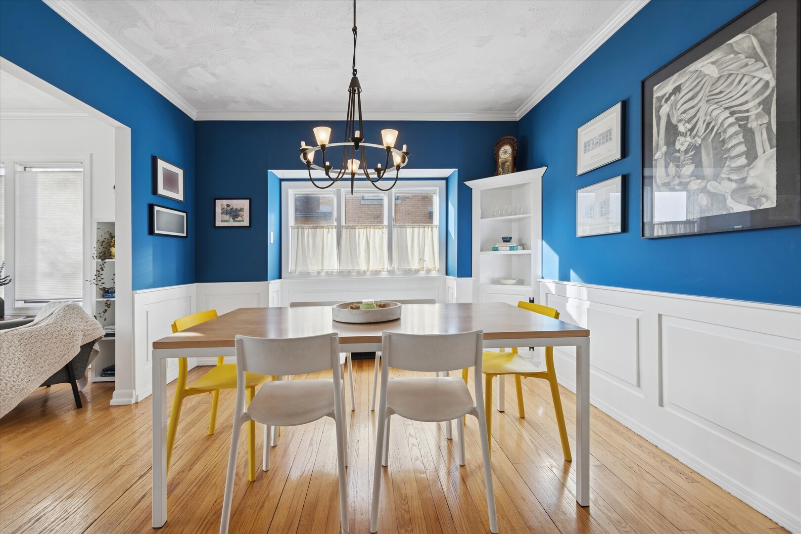 275 W North Avenue, Elmhurst, IL 60126