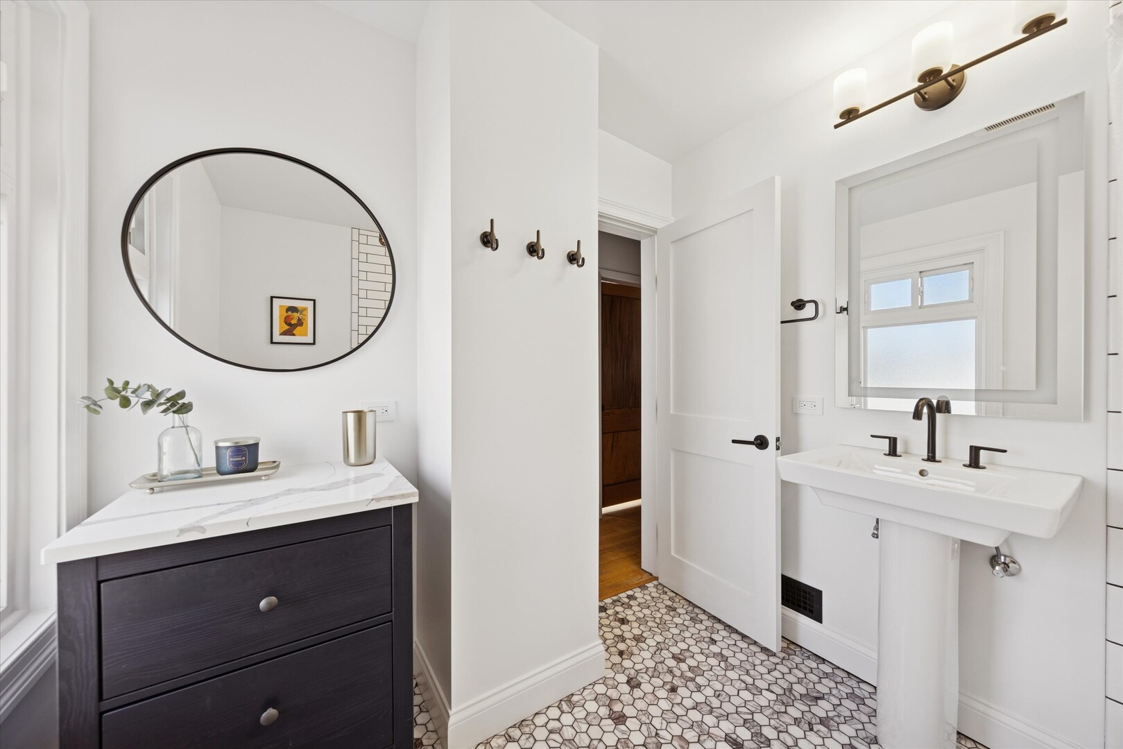 275 W North Avenue, Elmhurst, IL 60126