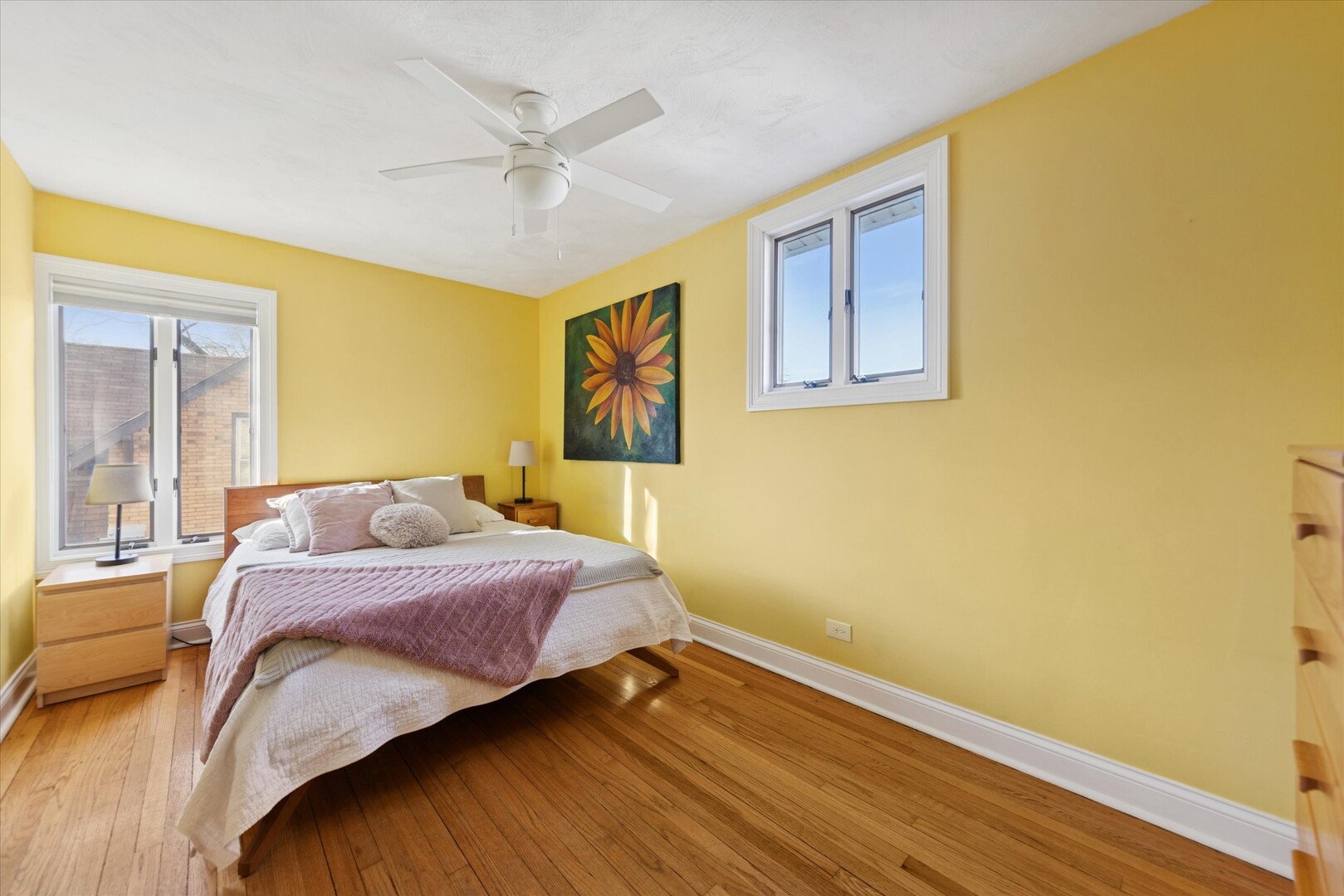 275 W North Avenue, Elmhurst, IL 60126