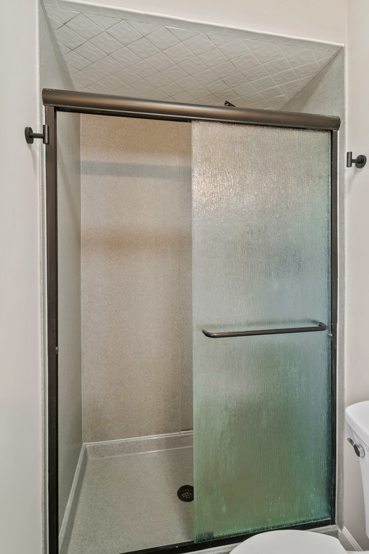 1333 N Ridge Avenue, Arlington Heights, IL 60004