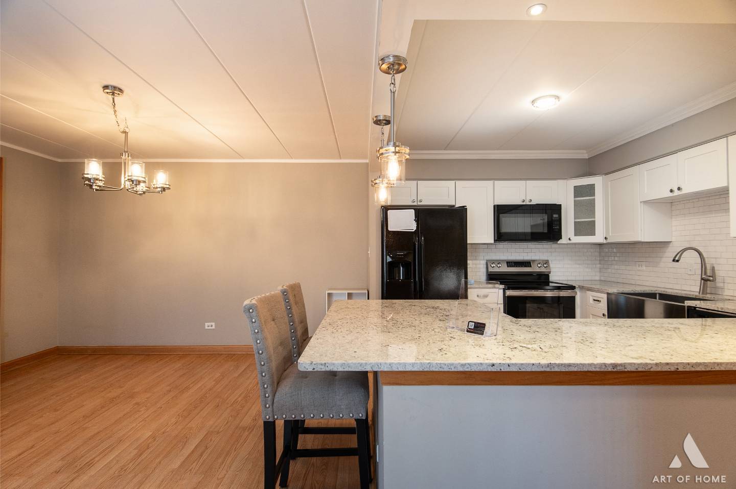 7347 W 79th Place #2D, Bridgeview, IL 60455