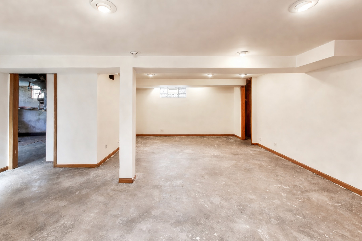 9422 S Spaulding Avenue, Evergreen Park, IL 60805