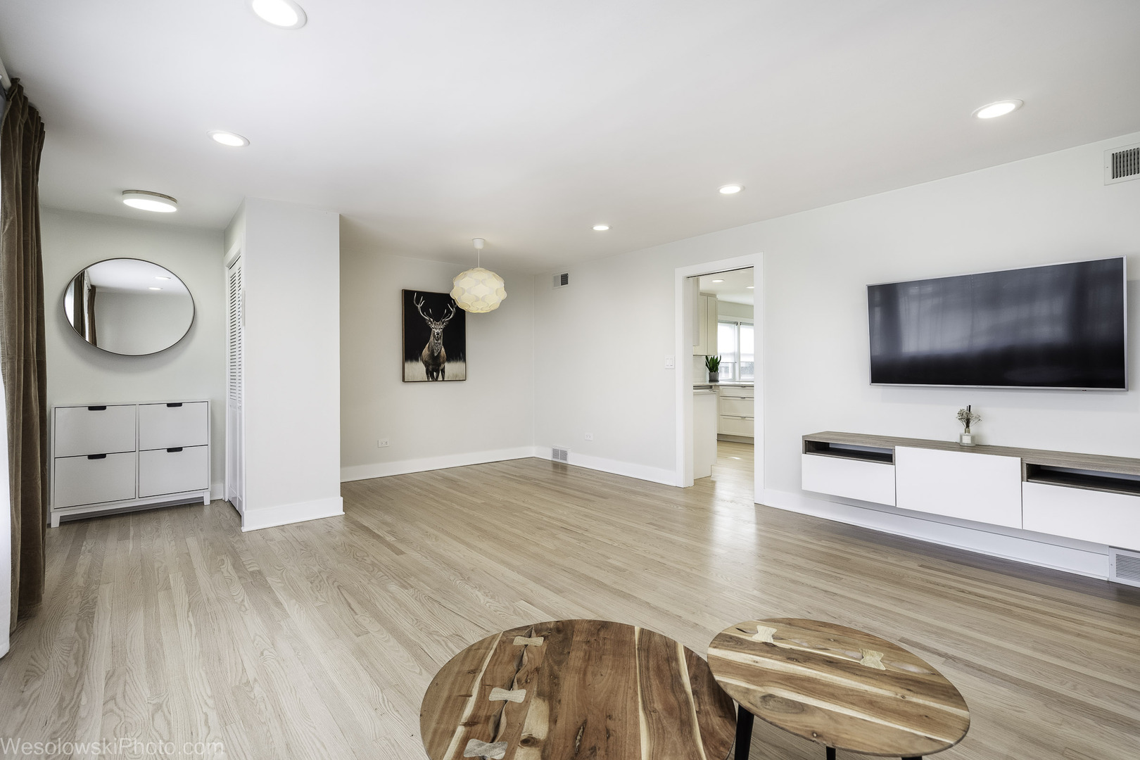 708 N RUSSEL Street, Mount Prospect, IL 60056