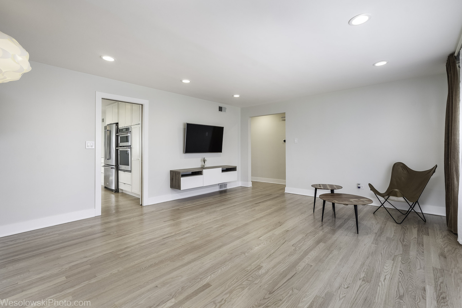 708 N RUSSEL Street, Mount Prospect, IL 60056