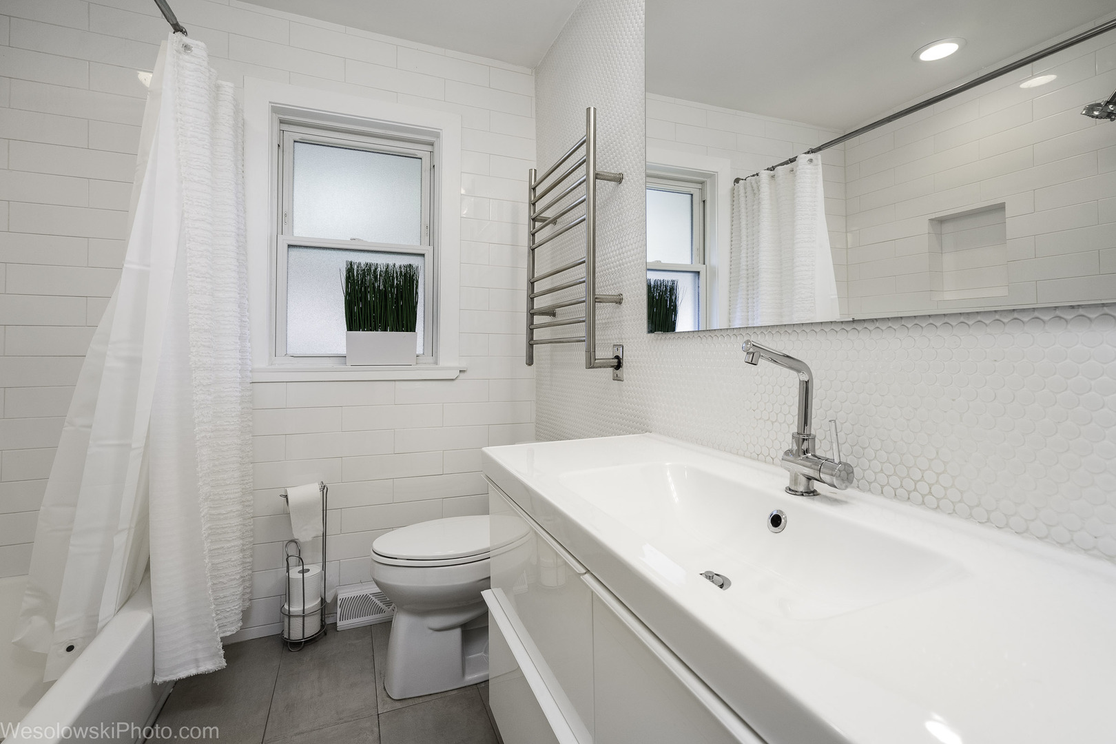 708 N RUSSEL Street, Mount Prospect, IL 60056