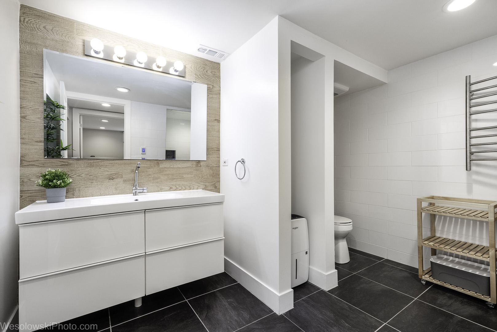 708 N RUSSEL Street, Mount Prospect, IL 60056