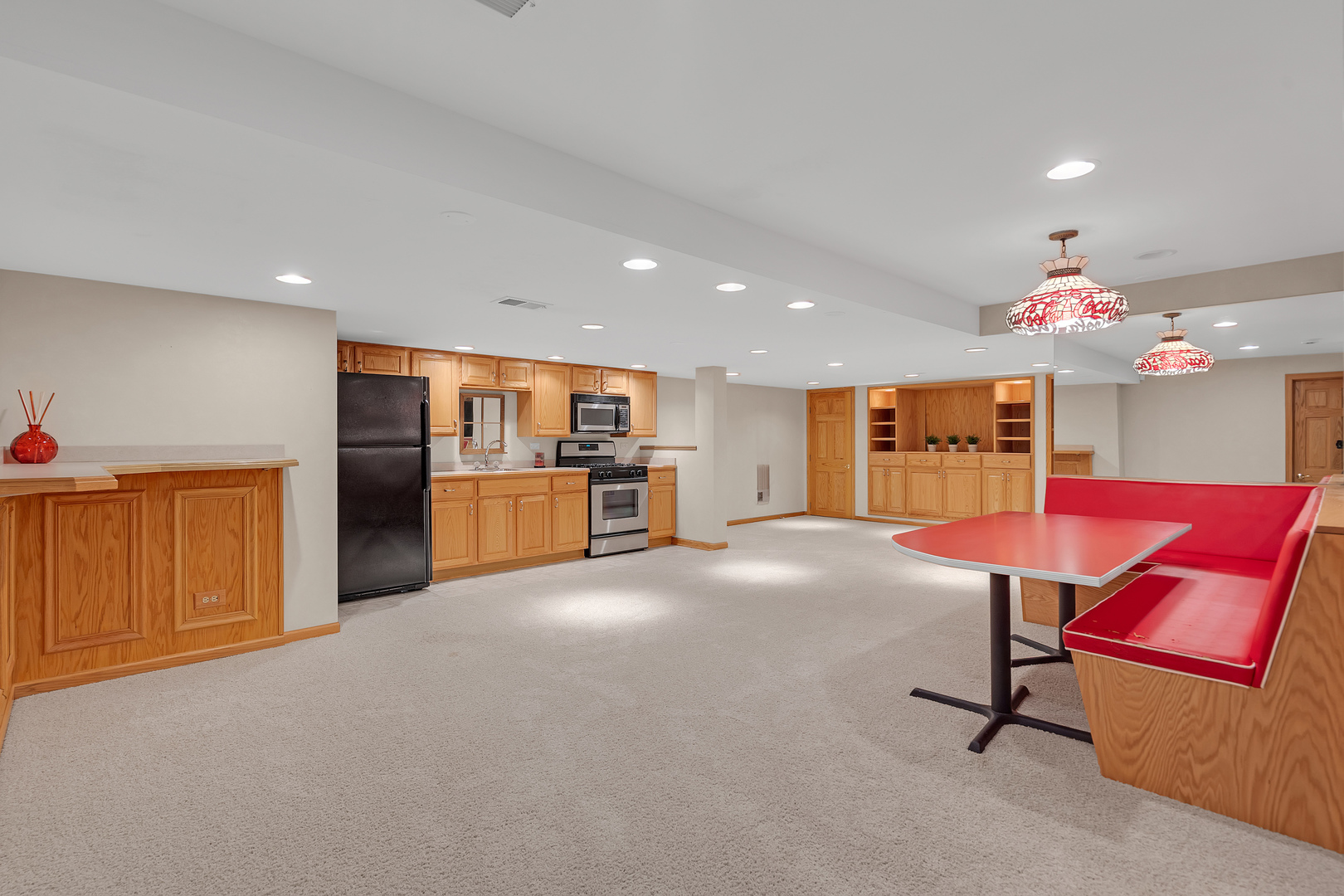 1364 Saxon Lane, Naperville, IL 60564