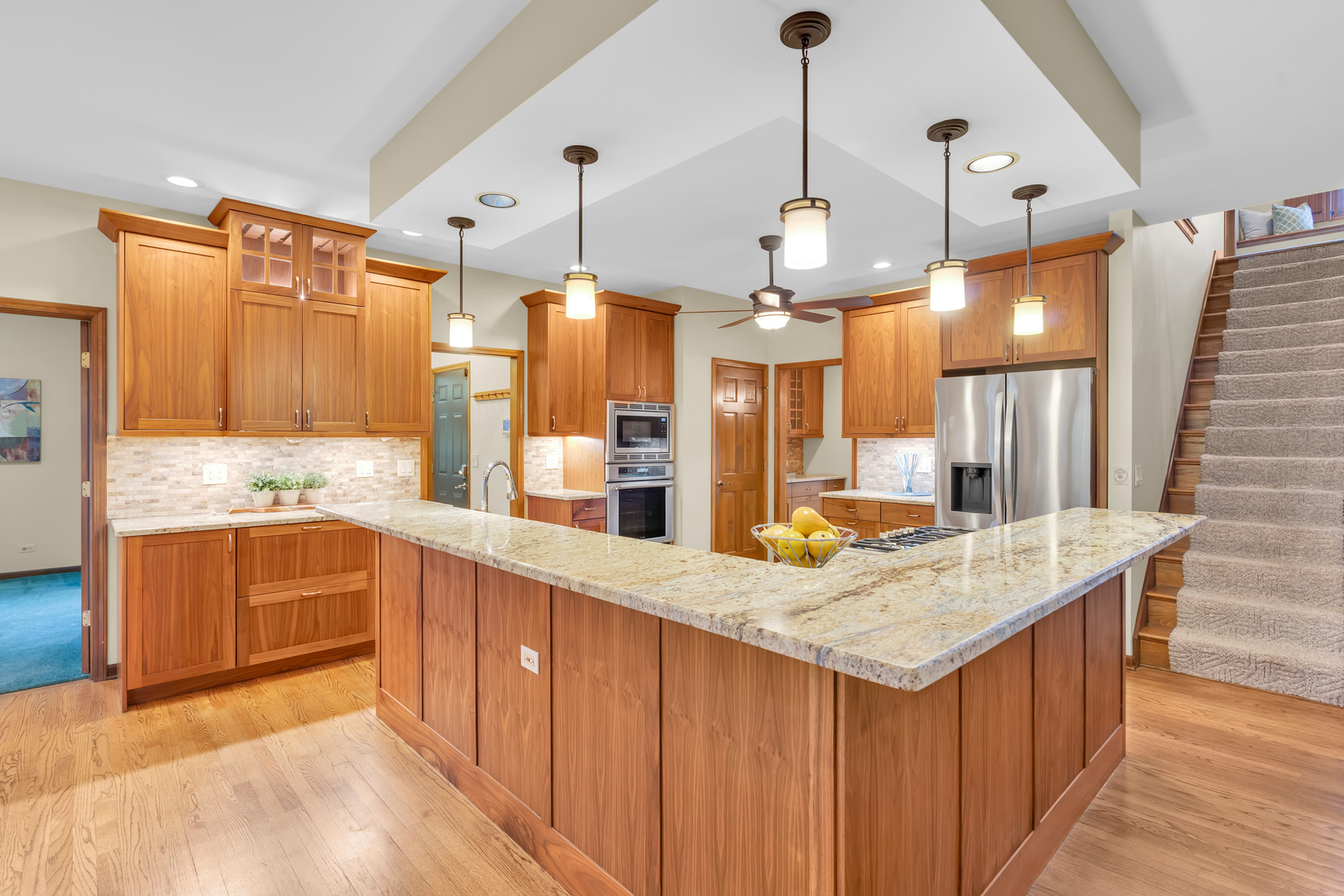 1364 Saxon Lane, Naperville, IL 60564