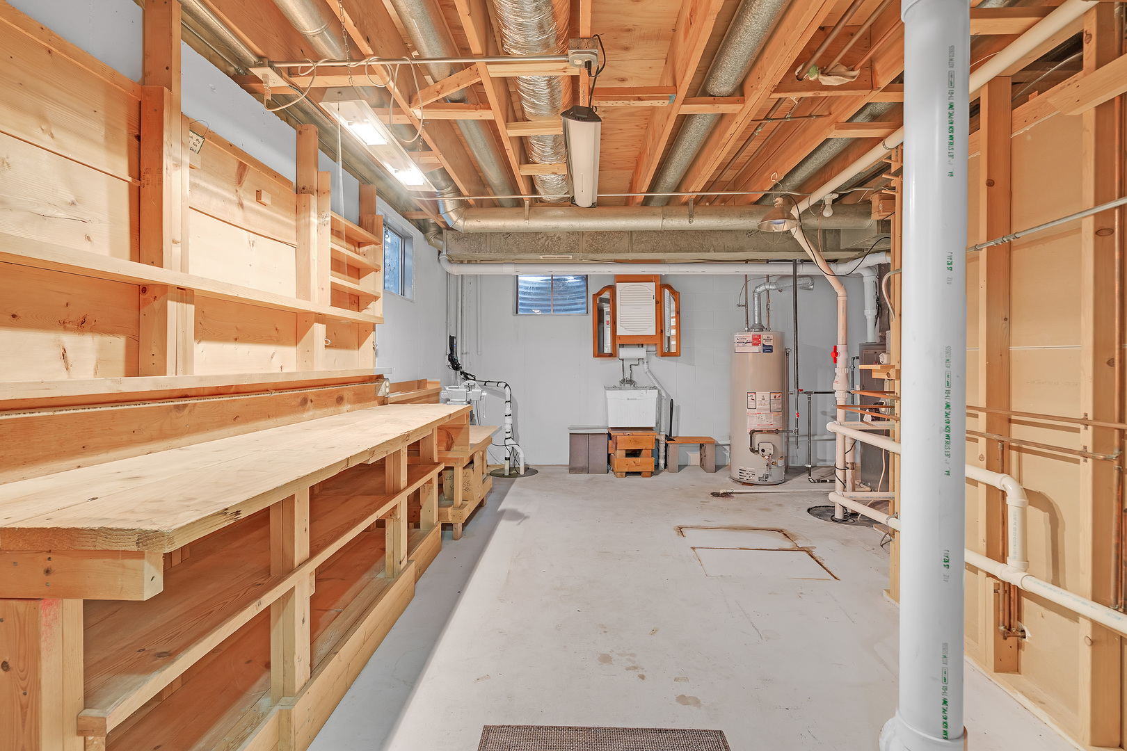 1364 Saxon Lane, Naperville, IL 60564