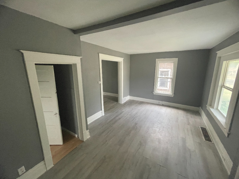 2106 W MILLMAN Street, Peoria, IL 61605