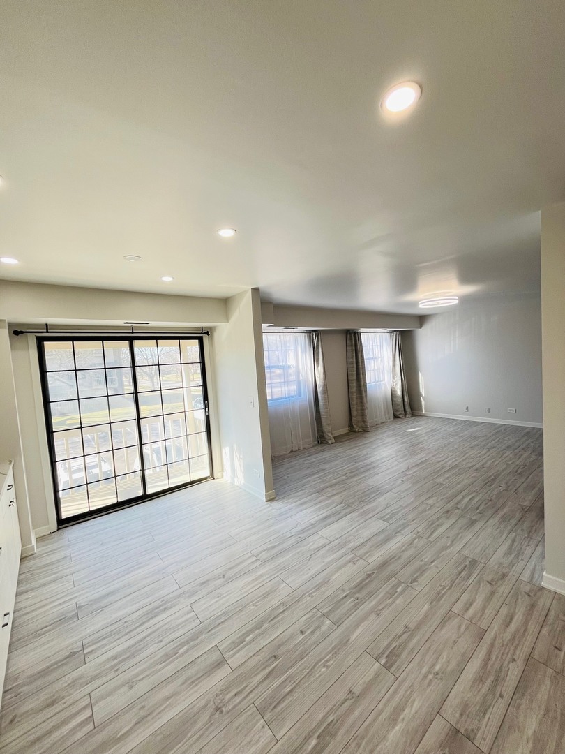 1486 W Jefferson Avenue #1486JB, Naperville, IL 60540