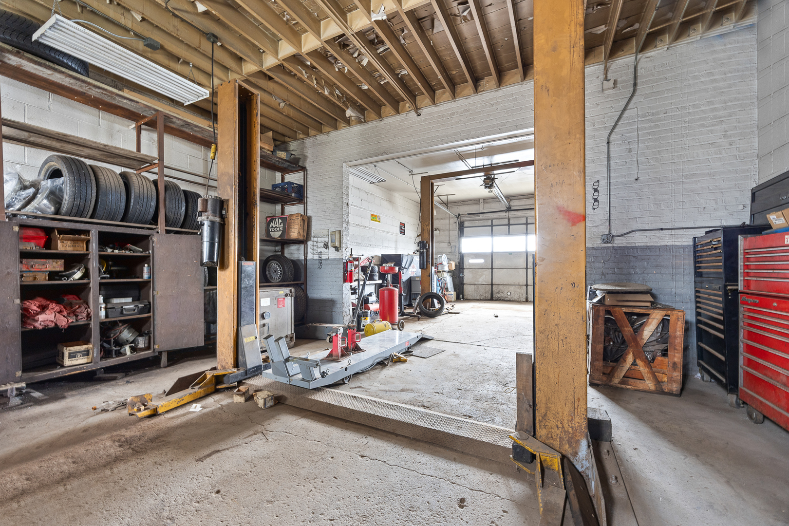 9101 S Kedzie Avenue, Evergreen Park, IL 60805