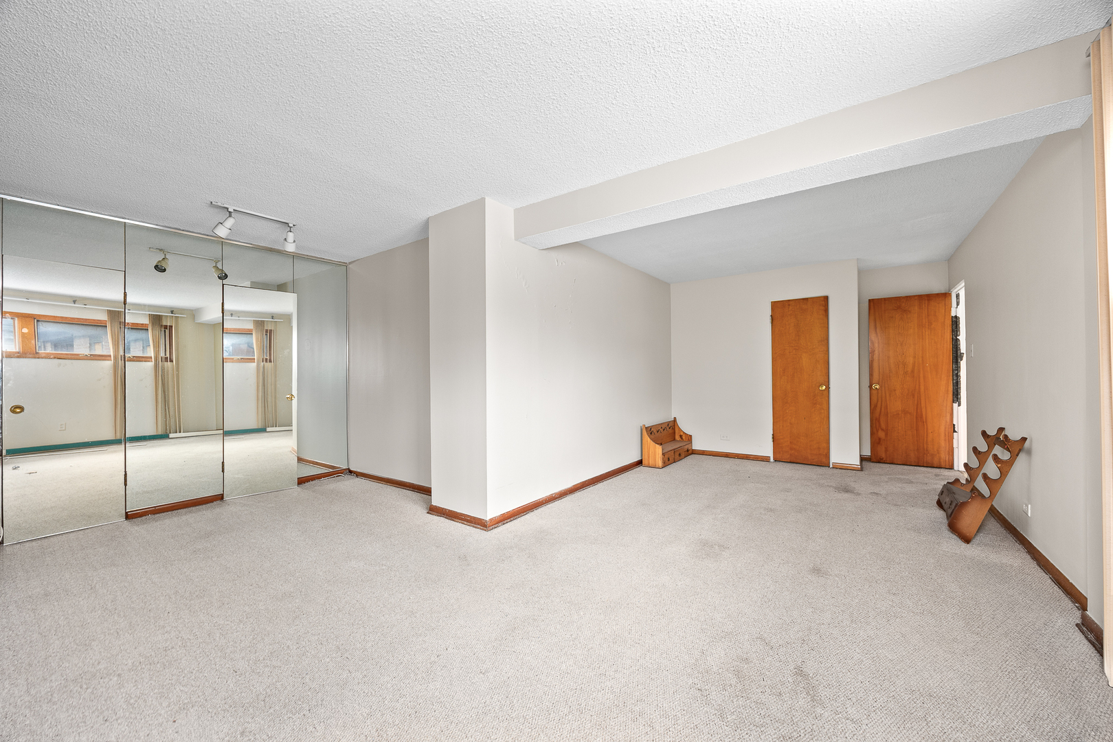 9101 S Kedzie Avenue, Evergreen Park, IL 60805