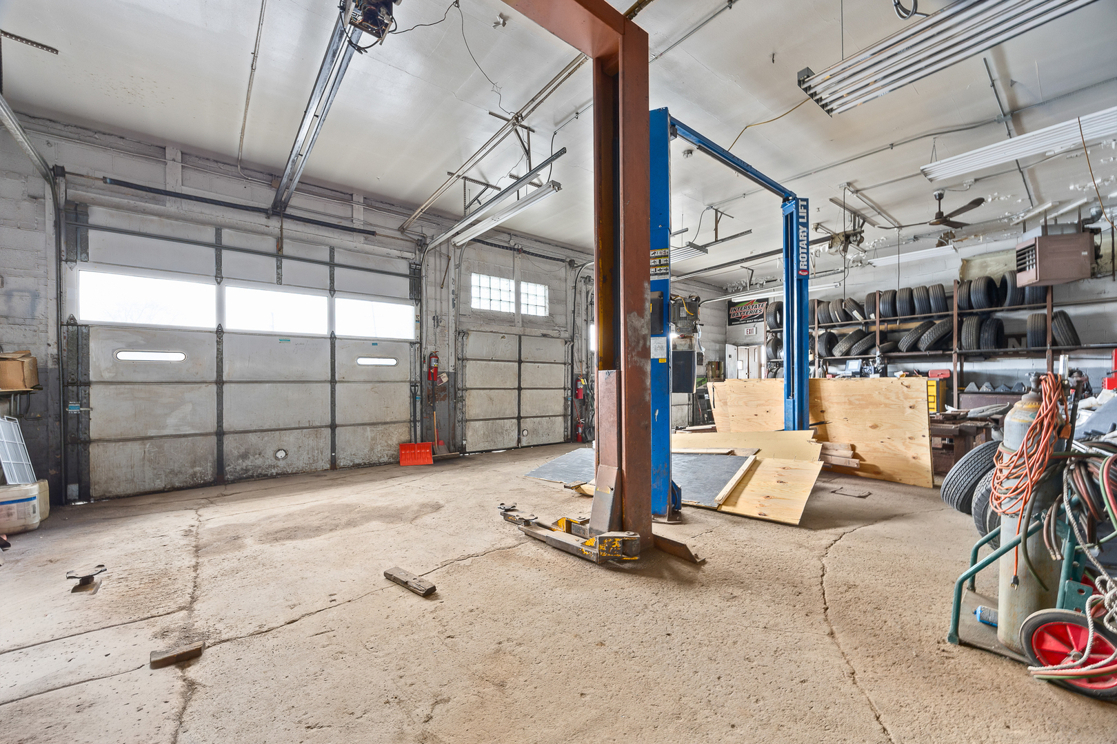 9101 S Kedzie Avenue, Evergreen Park, IL 60805