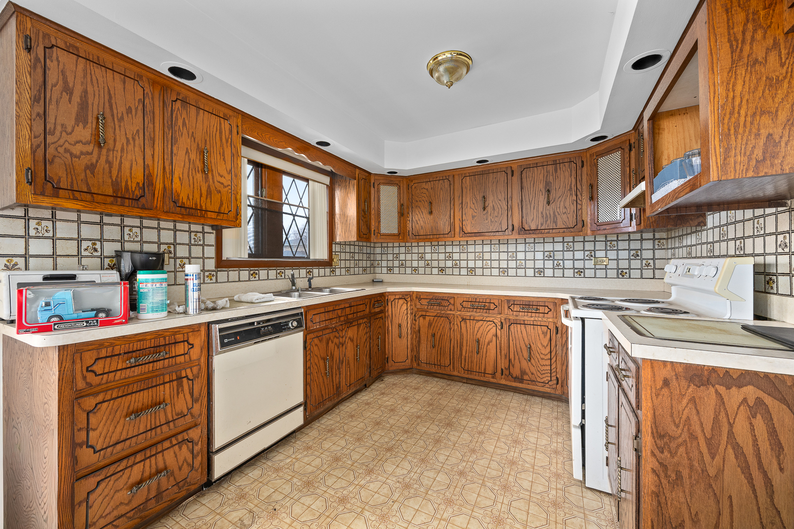 9101 S Kedzie Avenue, Evergreen Park, IL 60805