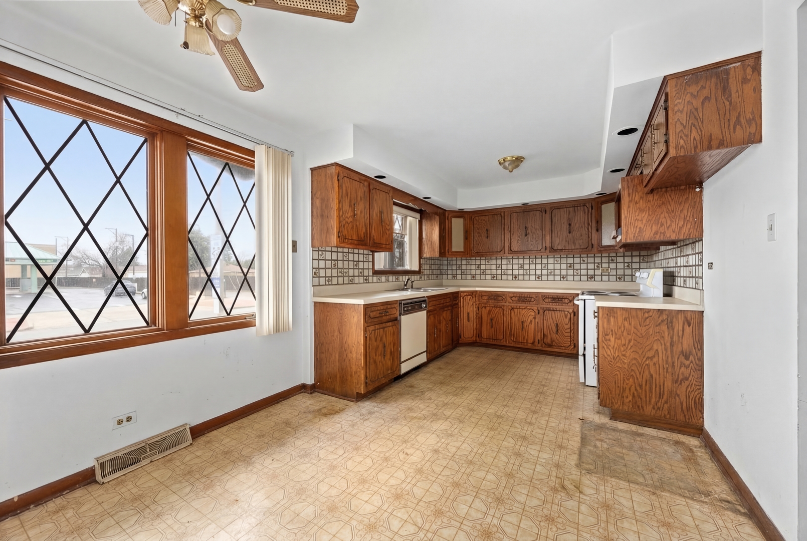 9101 S Kedzie Avenue, Evergreen Park, IL 60805