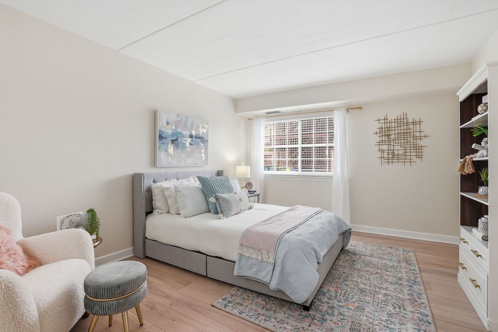 17 N Madison Avenue #2, La Grange, IL 60525