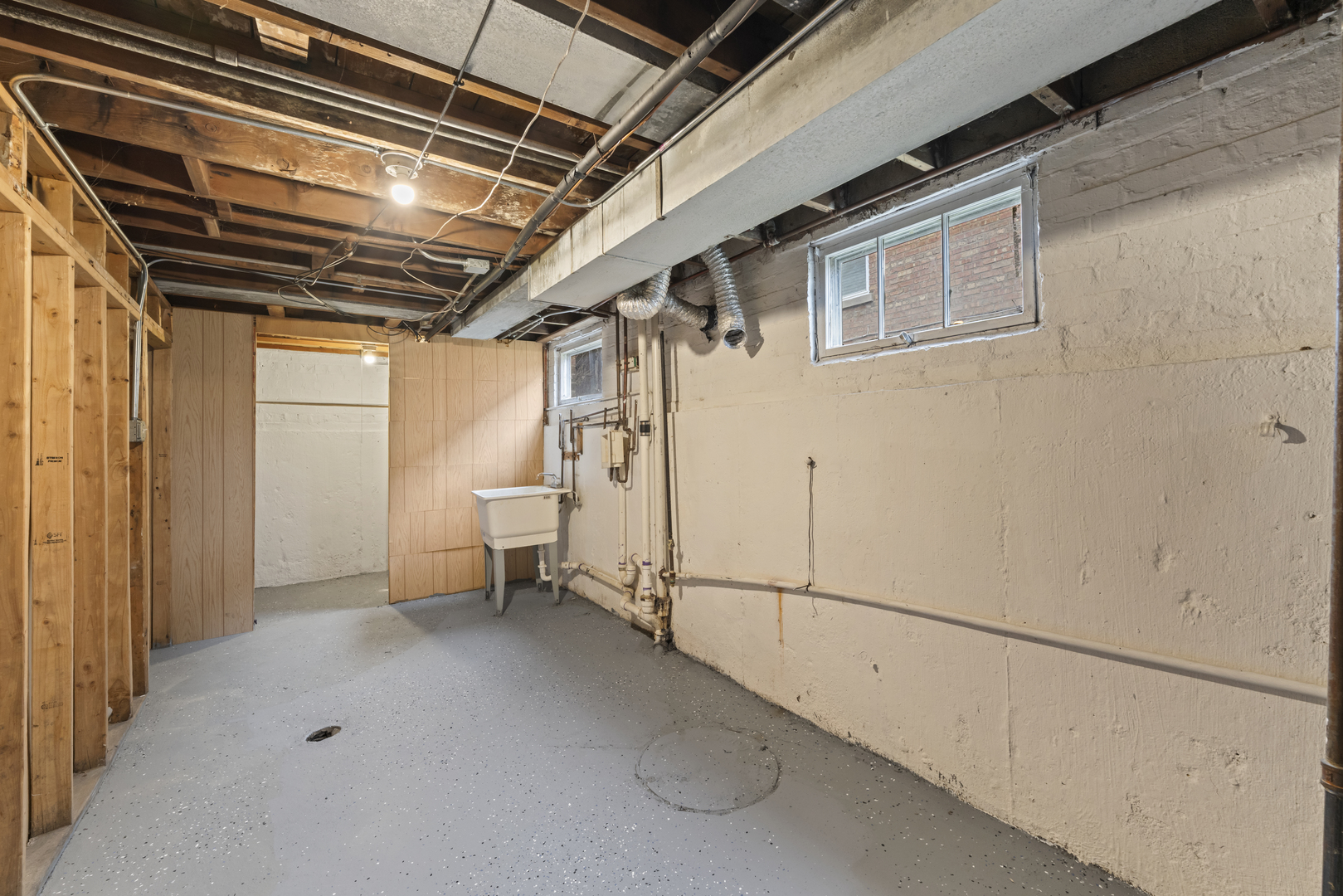 13904 S Tracy Avenue, Riverdale, IL 60827