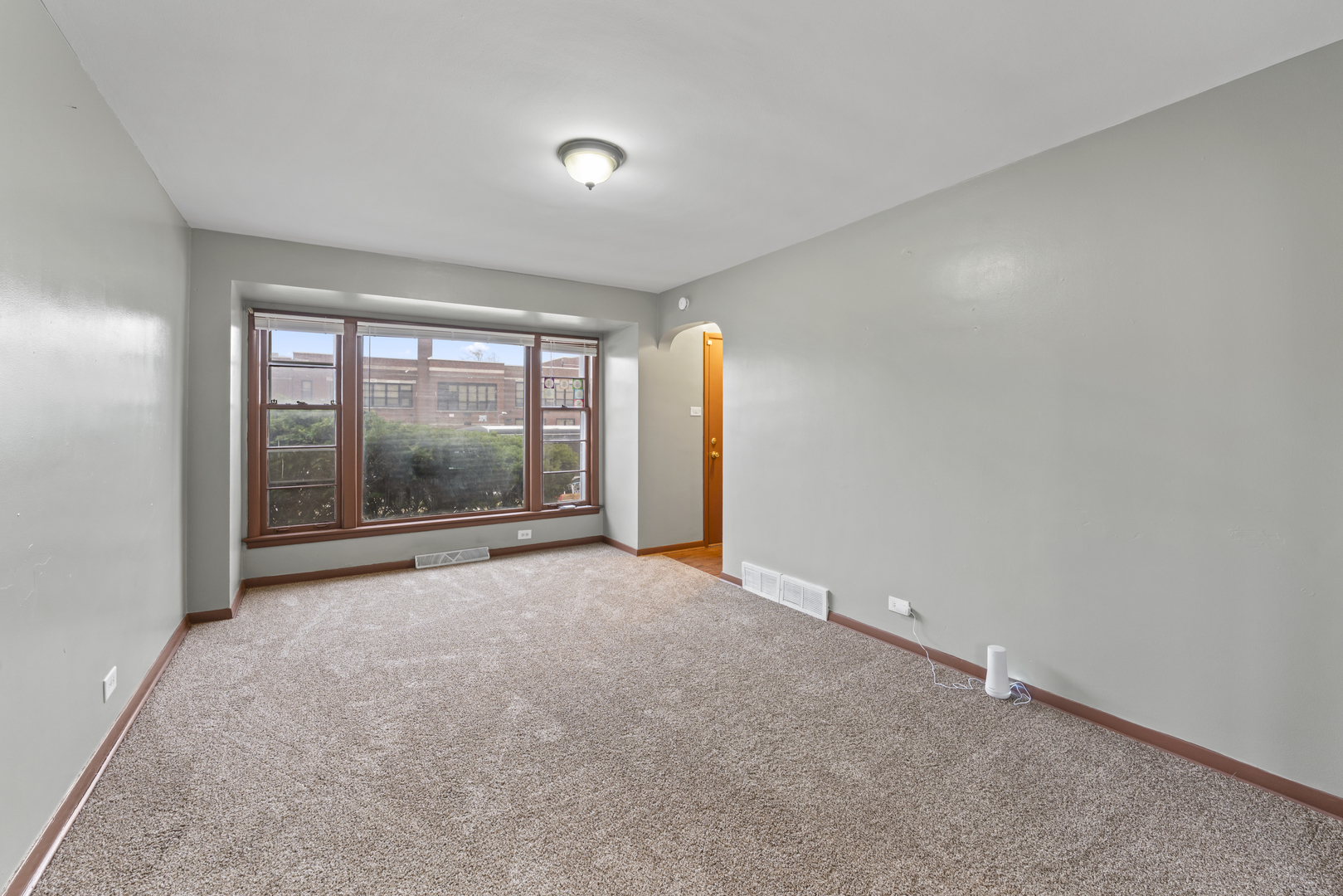 13904 S Tracy Avenue, Riverdale, IL 60827