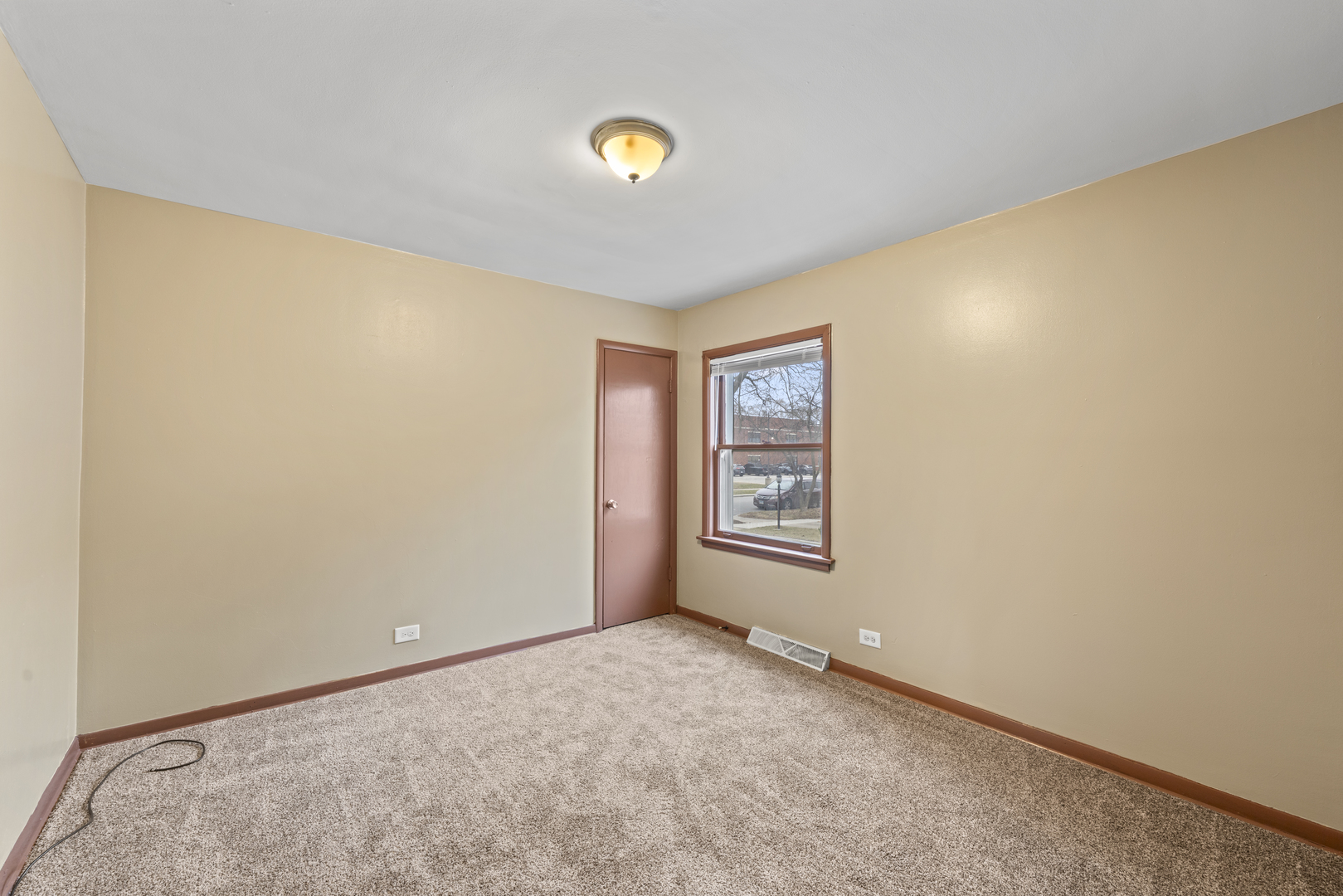 13904 S Tracy Avenue, Riverdale, IL 60827