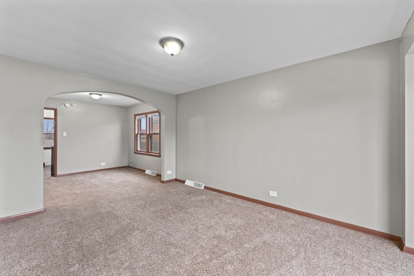 13904 S Tracy Avenue, Riverdale, IL 60827