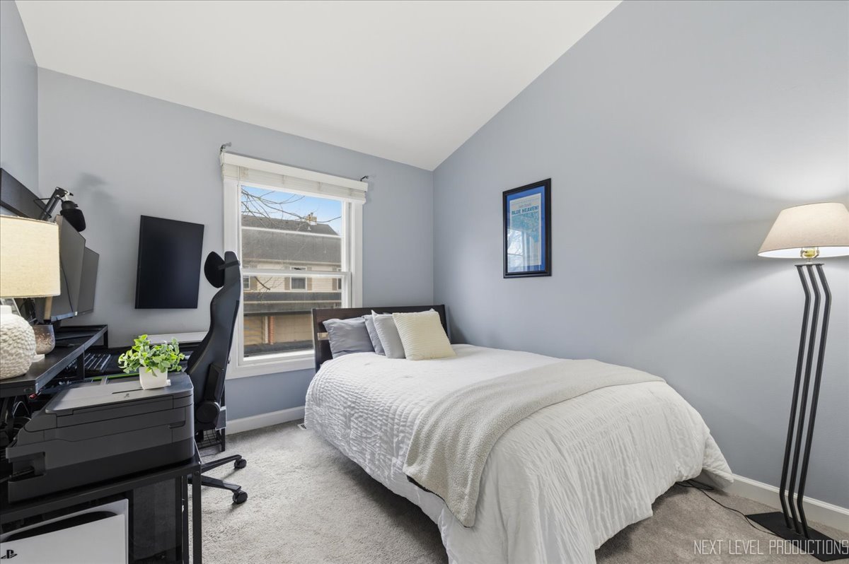 1345 Queensgreen Circle, Naperville, IL 60563