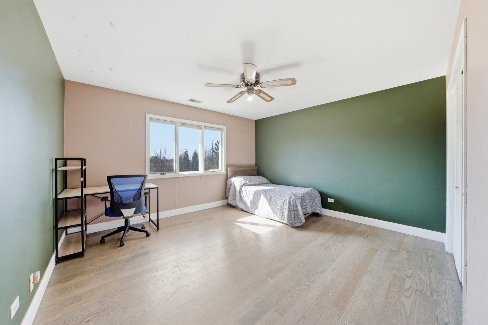 1 Longwood Way, Lemont, IL 60439