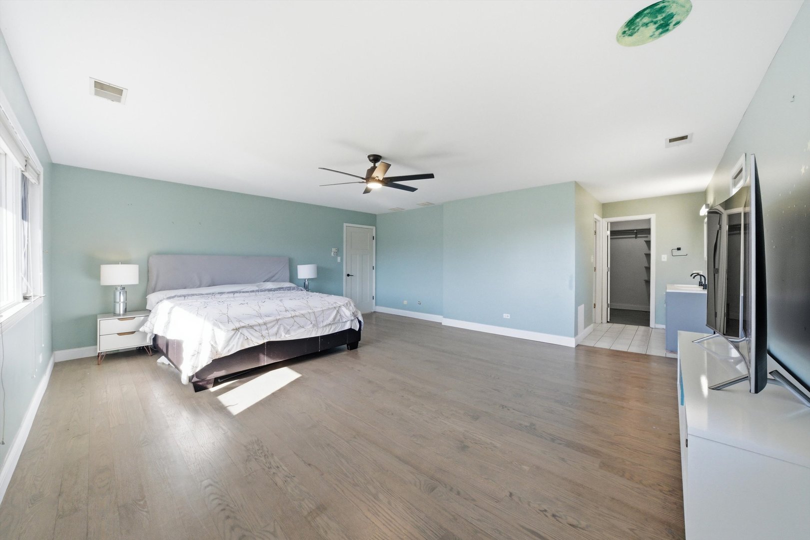 1 Longwood Way, Lemont, IL 60439