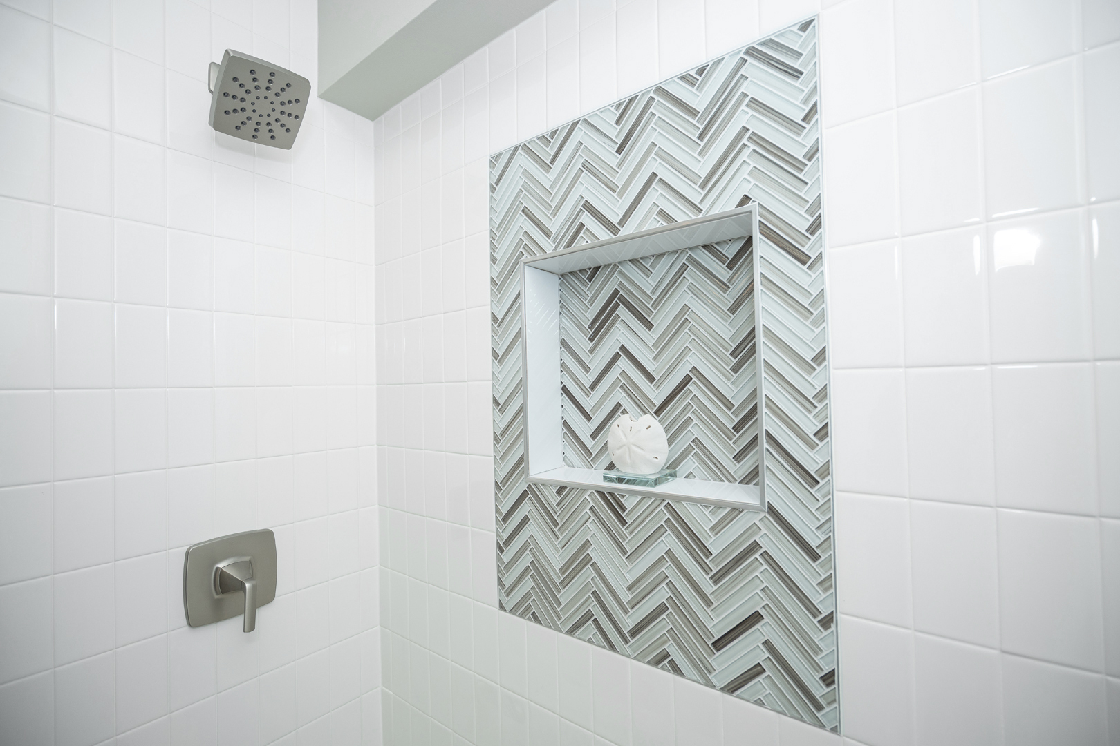 2835 Rutland Circle #202, Naperville, IL 60564