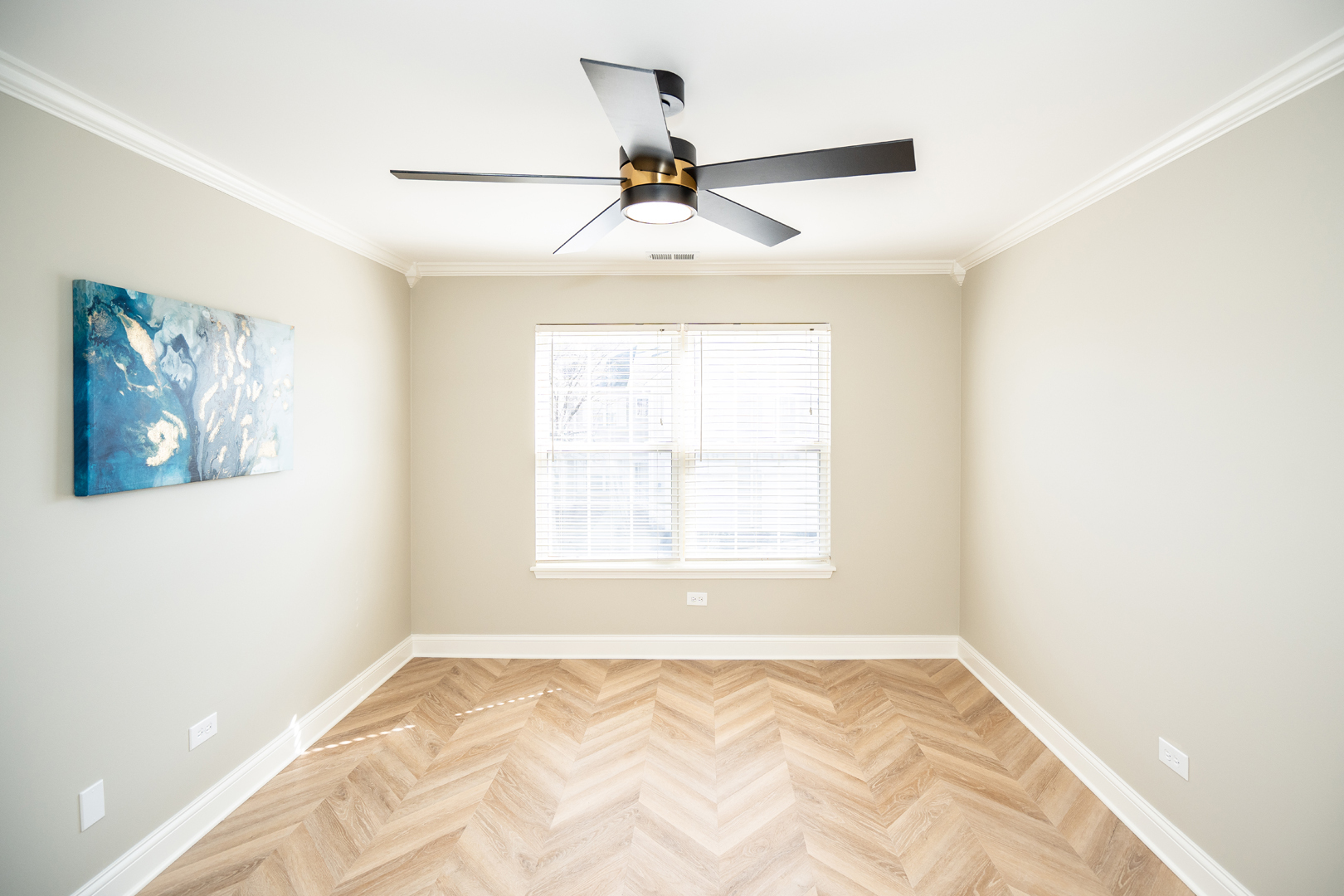 2835 Rutland Circle #202, Naperville, IL 60564