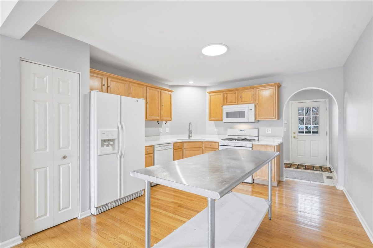 3385 Saint Michel Court, St. Charles, IL 60175