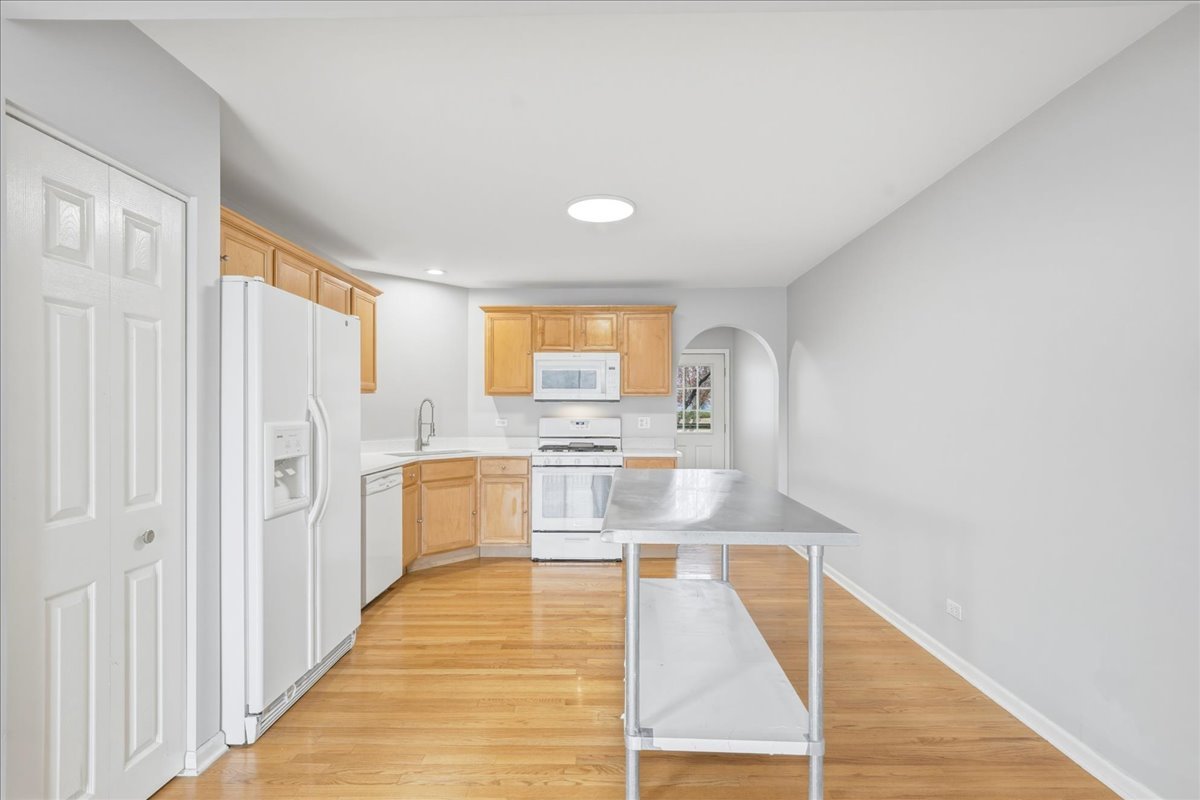 3385 Saint Michel Court, St. Charles, IL 60175