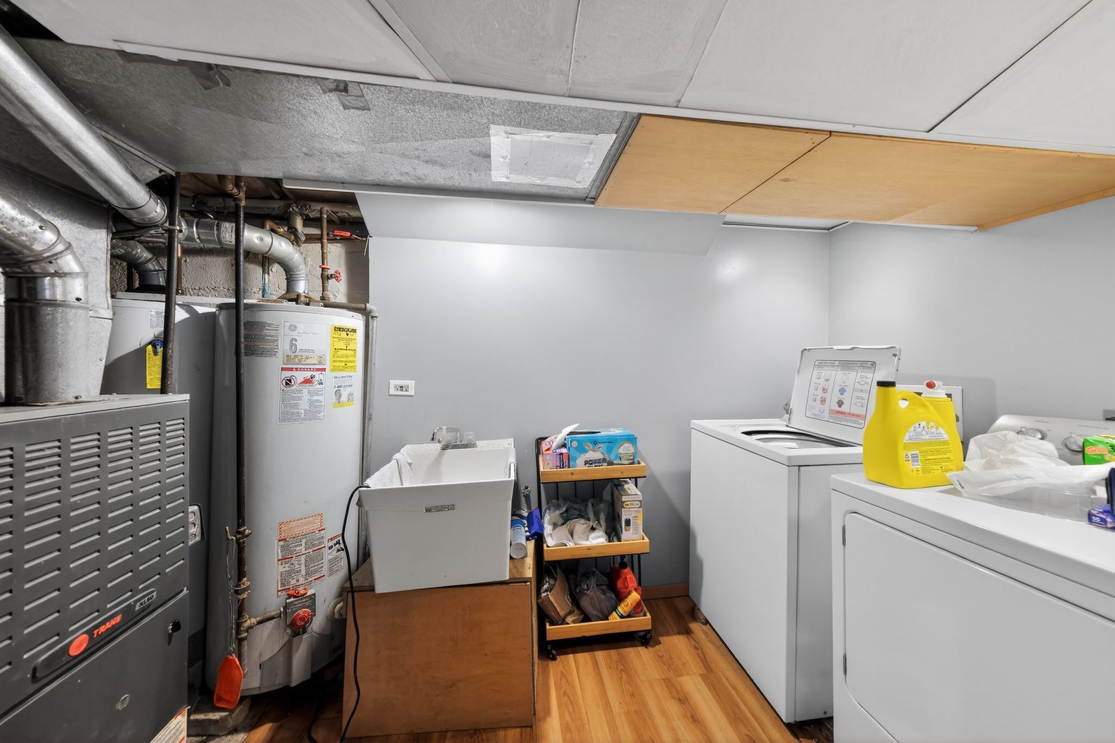 3249 Gilead Avenue, Zion, IL 60099